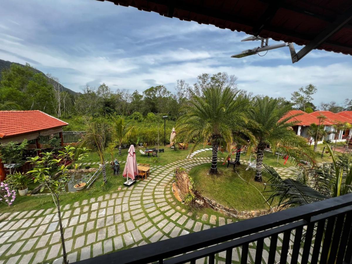 Garden Phu Quoc Hotel ภายนอก รูปภาพ