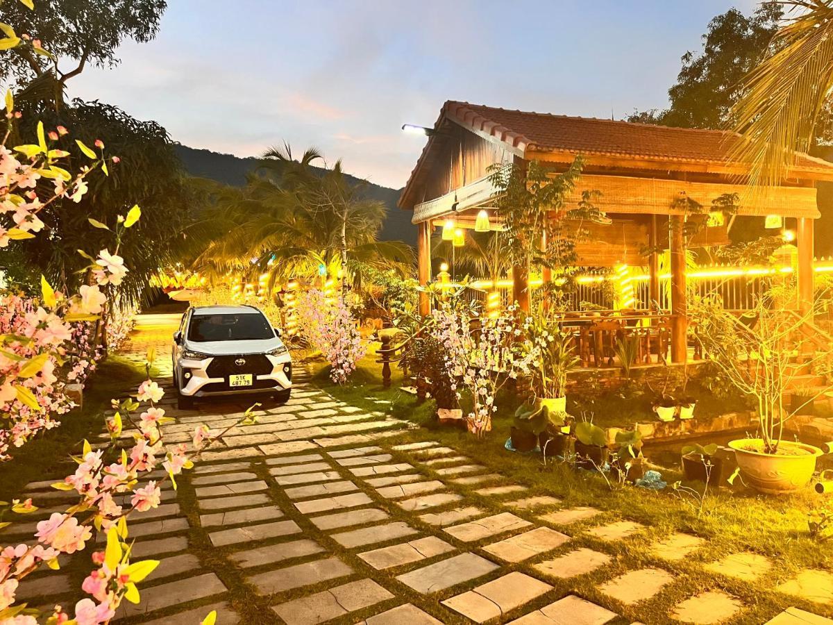 Garden Phu Quoc Hotel ภายนอก รูปภาพ