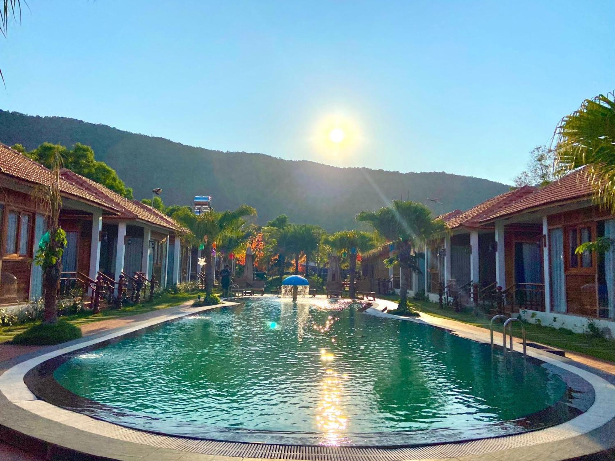 Garden Phu Quoc Hotel ภายนอก รูปภาพ